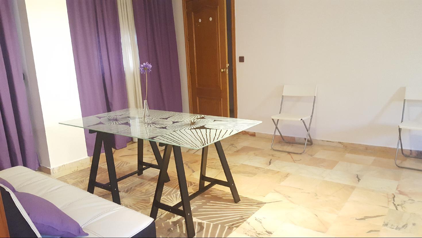 Apartamentos Dona Lola เซบีญา ภายนอก รูปภาพ