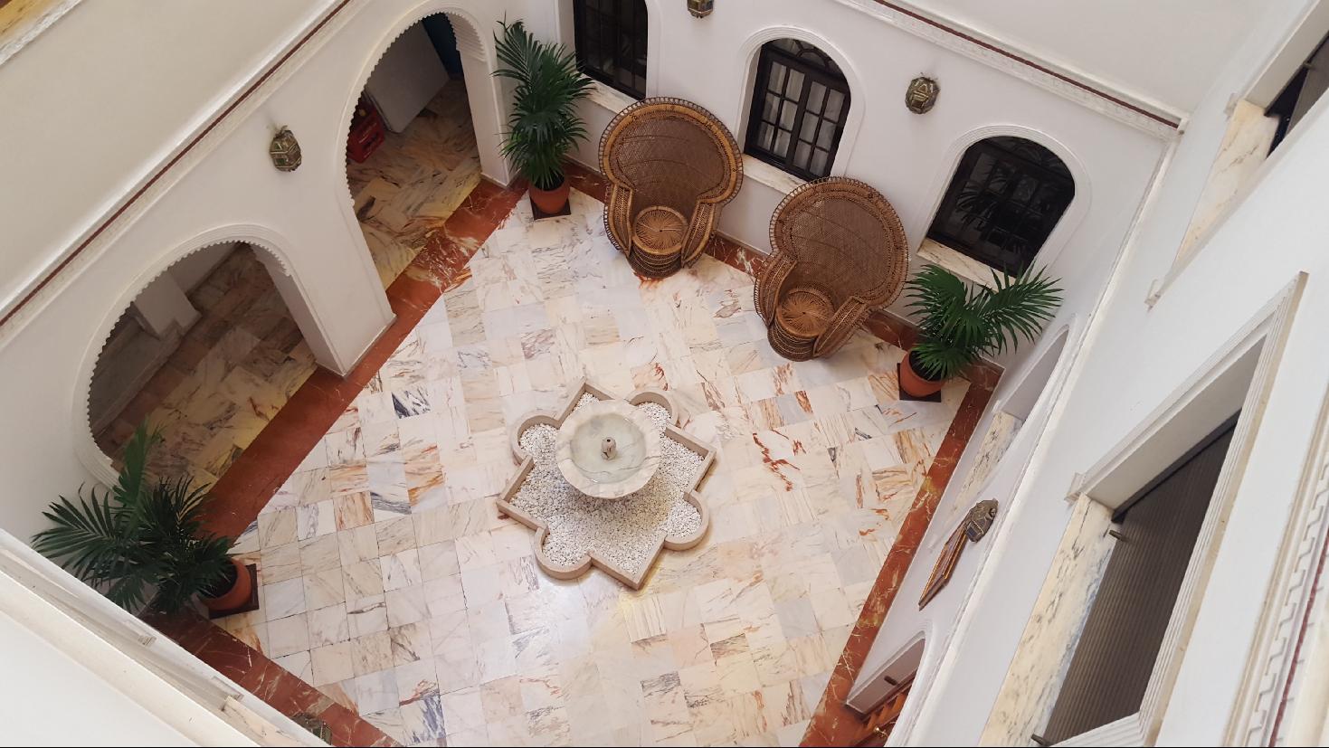 Apartamentos Dona Lola เซบีญา ภายนอก รูปภาพ